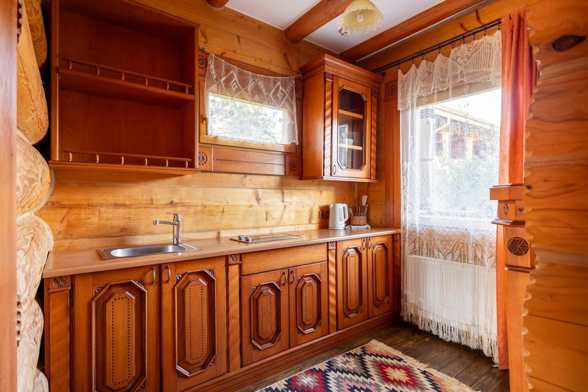 Коруна Татаров Экстерьер фото